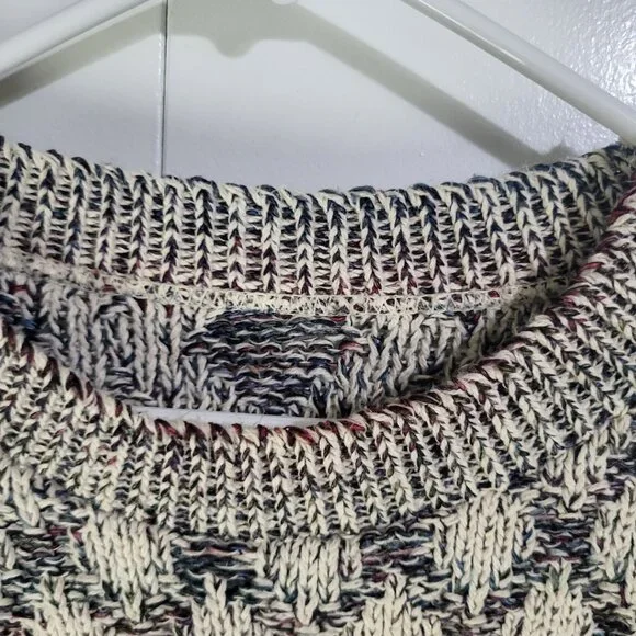 VTG Aztec Triangles Old Money Chunky Ugly Sweater Size Small - Picture 4 of 8